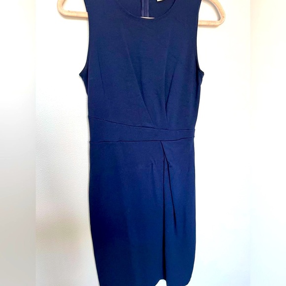 Navy Blue Sleeveless Sheath Dress Elegant Workwear Office‎ Attire - Picture 1 of 3